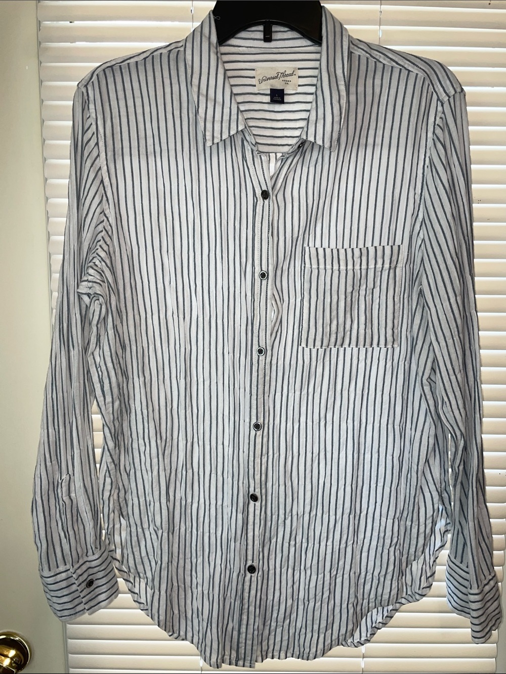 Universal Thread White Button-Down Shirt with Blue Pinstripes